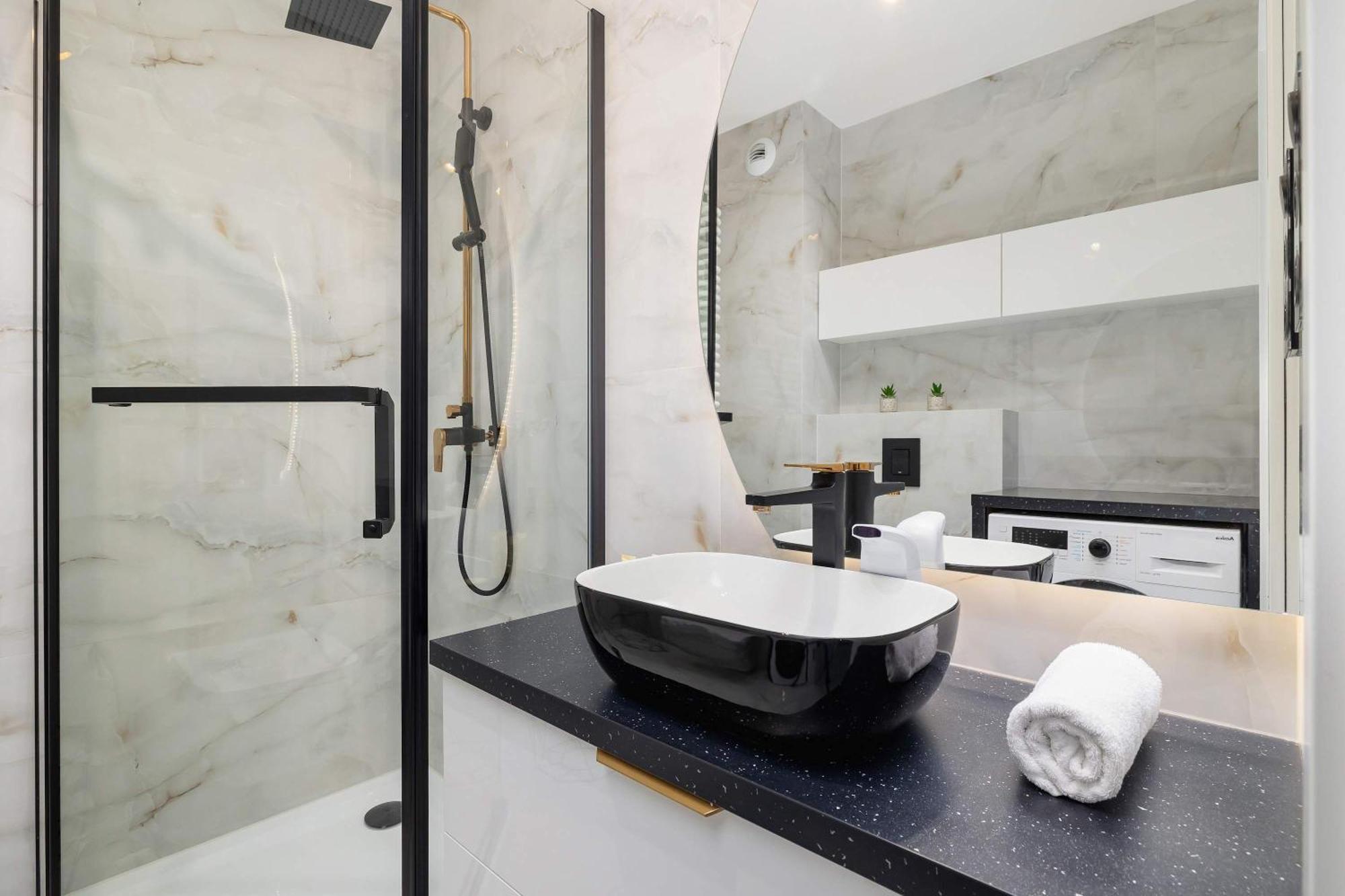 Apartment Prestizowy Parking I Biurko Do Pracy By Renters Krakau