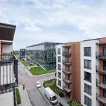 Prestizowy Apartament Parking I Biurko Do Pracy By Noclegi Renters