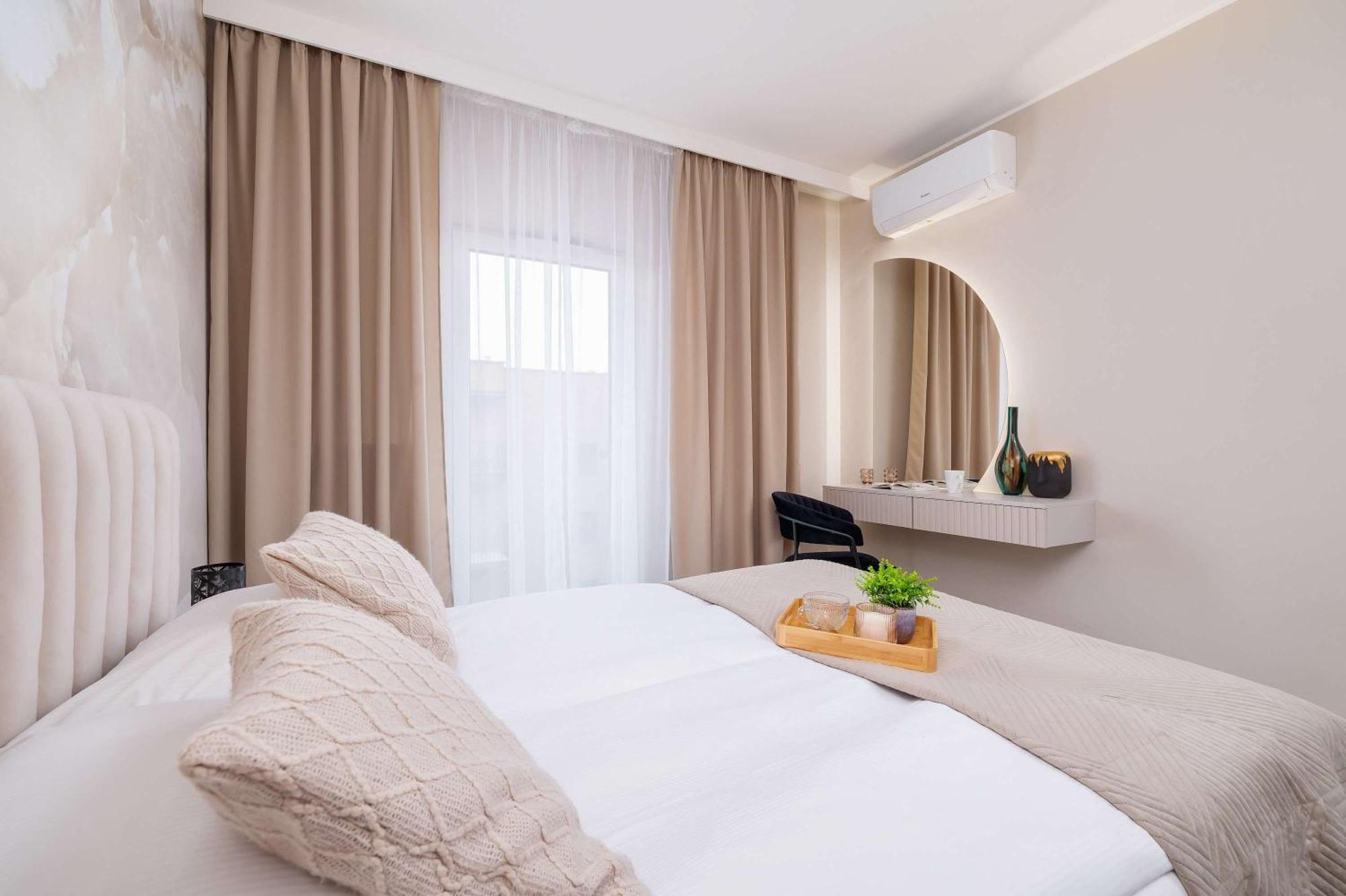 Prestizowy Parking I Biurko Do Pracy By Renters Apartament Kraków