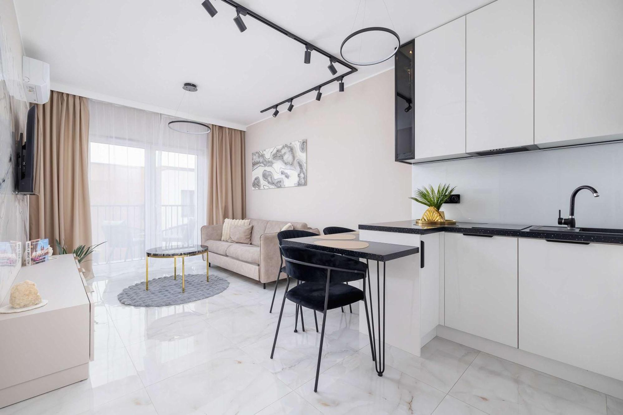 Prestizowy Parking I Biurko Do Pracy By Renters Apartament