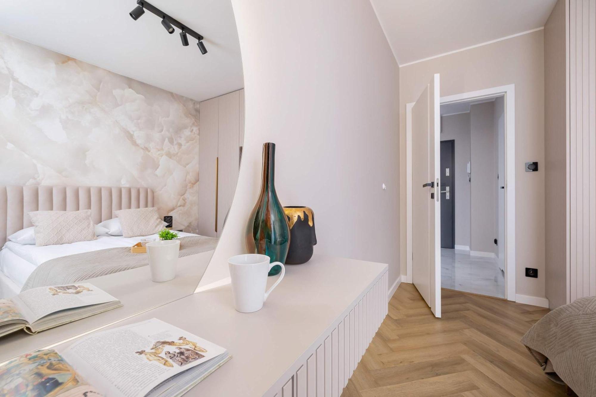 Apartament Prestizowy Parking I Biurko Do Pracy By Renters Kraków