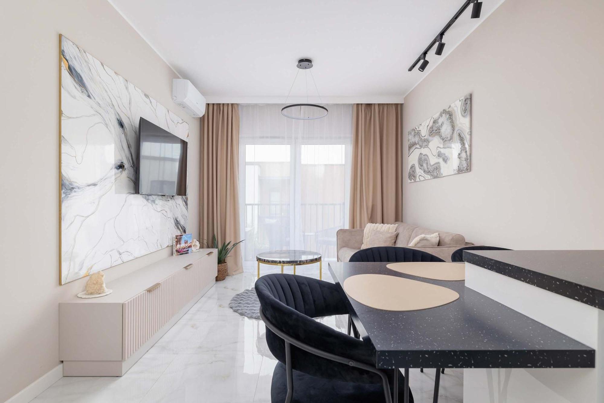 Apartament Prestizowy Parking I Biurko Do Pracy By Renters