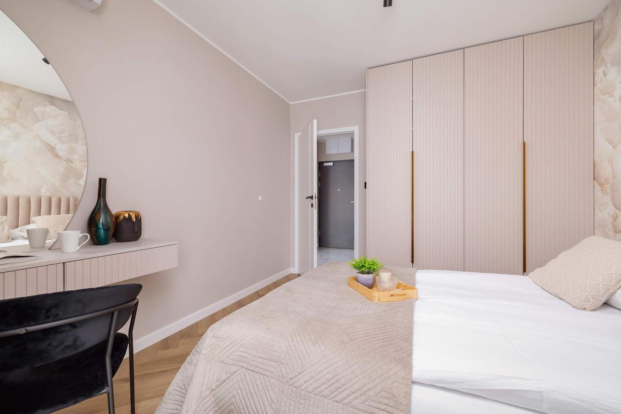 Apartament Prestizowy Parking I Biurko Do Pracy By Renters *