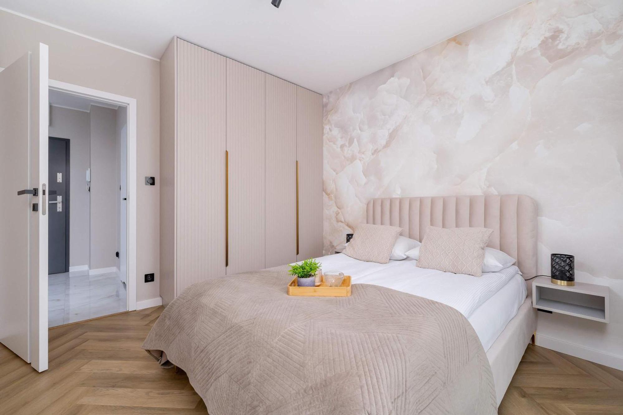 Apartament Prestizowy Parking I Biurko Do Pracy By Renters *